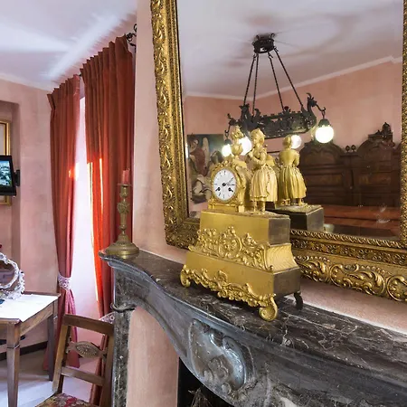 - Foresteria - Frontelago マンデッロ・デル・ラーリオ