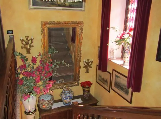 - Foresteria - Frontelago Bed & Breakfast