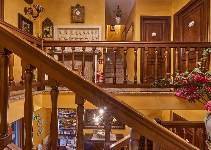 Bed & Breakfast - Foresteria - Frontelago 4*