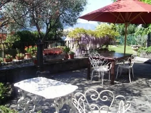 - Foresteria - Frontelago Bed & Breakfast Mandello del Lario