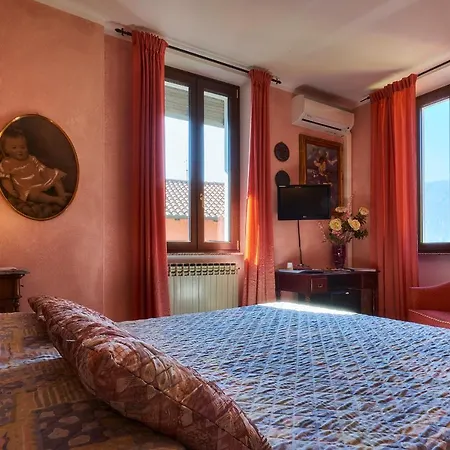 - Foresteria - Frontelago 4*