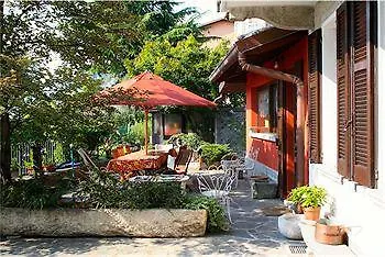 - Foresteria - Frontelago 4* Манделло-дель-Ларио