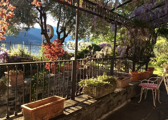 - Foresteria - Frontelago 4* Mandello del Lario