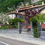 - Foresteria - Frontelago B&B 만델로델라리오