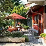- Foresteria - Frontelago 4* מנדלו דל לאריו