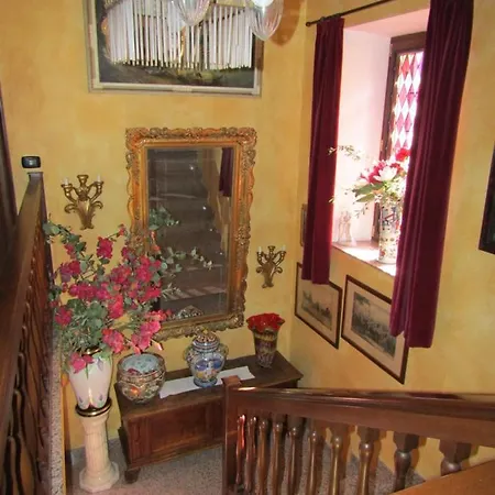 - Foresteria - Frontelago Bed & Breakfast