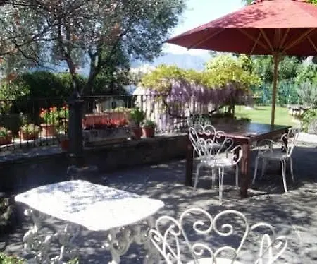 - Foresteria - Frontelago Bed & Breakfast Mandello del Lario