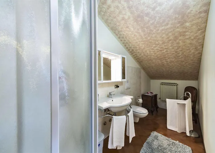 - Foresteria - Frontelago Bed & Breakfast 4*